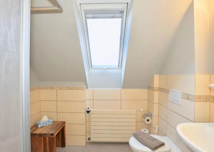 Strandhuus Modern Retreat *